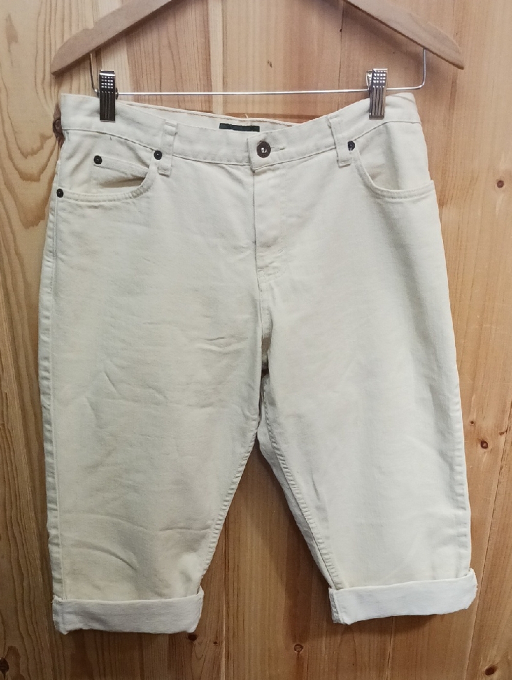 Eddie Bauer Beige Capris